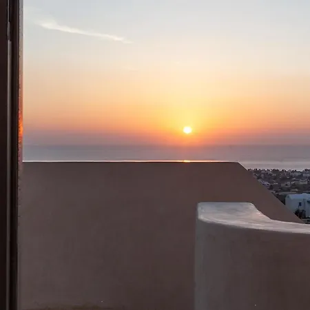 Castelli Torre Emporio (Santorini)