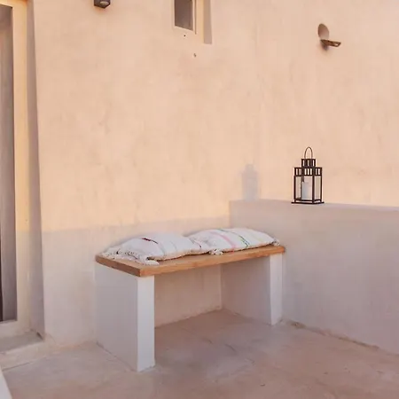 Castelli Torre Apartment Emporio (Santorini)